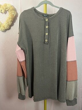 Henley Colorblock Pullover Sweatshirt by in Olive with Pink & Rust Sleeves-NWOT